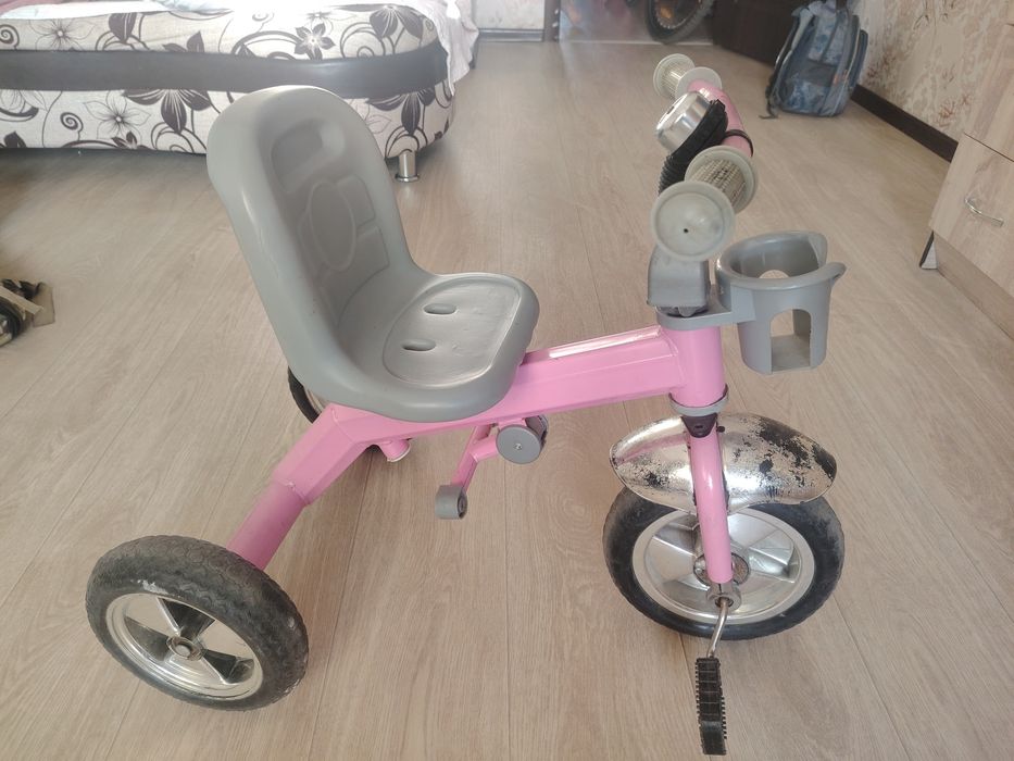 Велосипед трех колёс