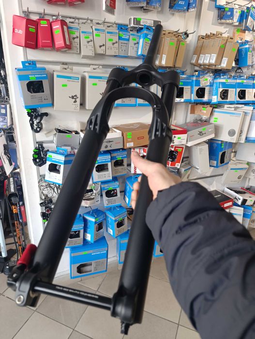 Furca fox float 36 29 cursa 140 mm model 2025