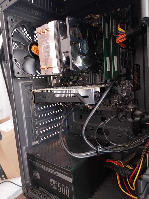 Геймърски компютър i7 9700K, 8 GB RAM, 120 GB SSD, 1 TB HDD, GTX 1050Ti