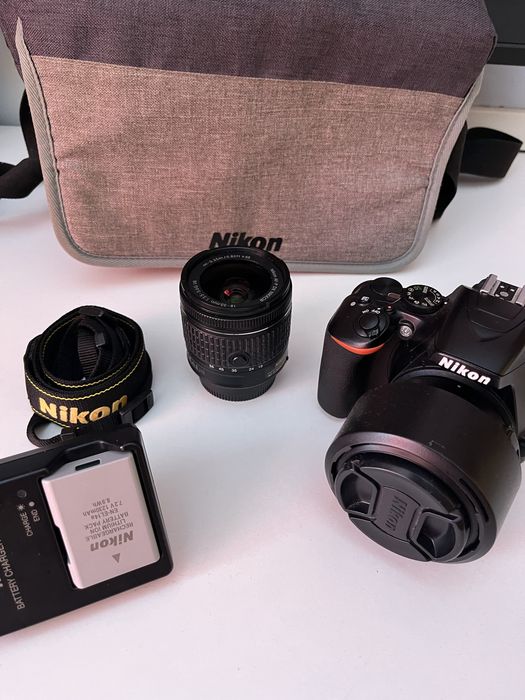 Nikon d3500 + 18-55 mm + 50mm f1.4