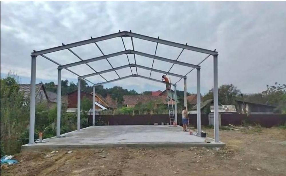 Vând 4ferme metalice la 8m din ipe140 structura 8x15