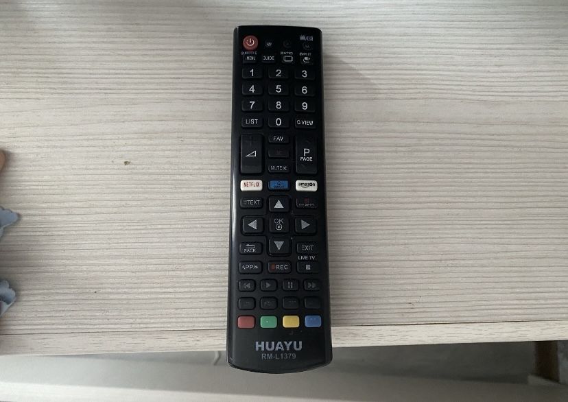 Продам телевизор LG