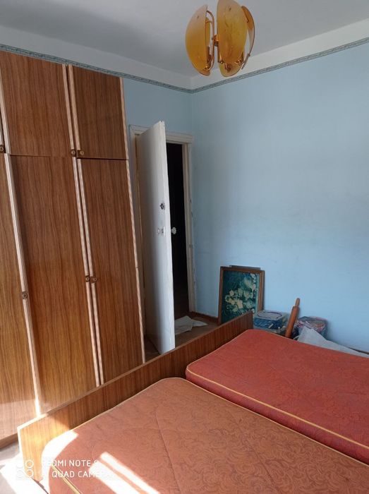 Продаётся 3х комнатная квартира в центре города, возле военкомата.