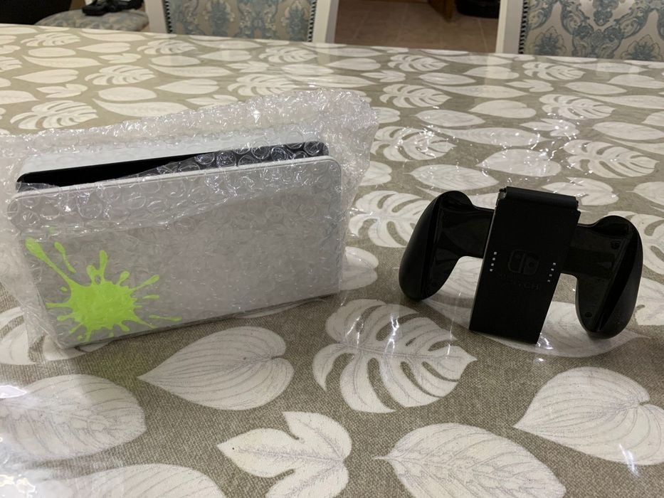 Продается Nintendo Switch Oled