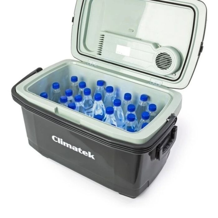 Продам дорожный холодильник