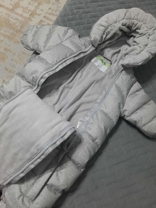 Продам комбенизон 62 размера за 2000