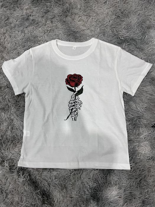 Поодается фуболка