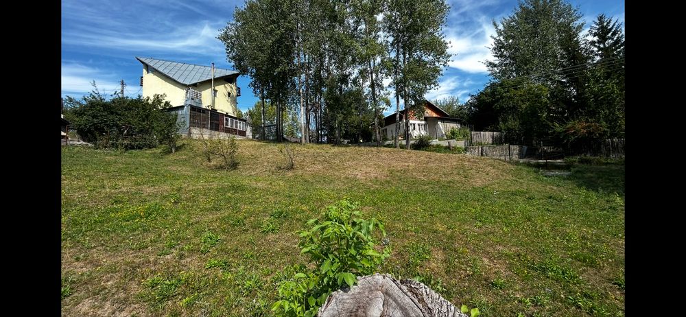 Teren Breaza Prahova langa terenul de golf Lac de Verde