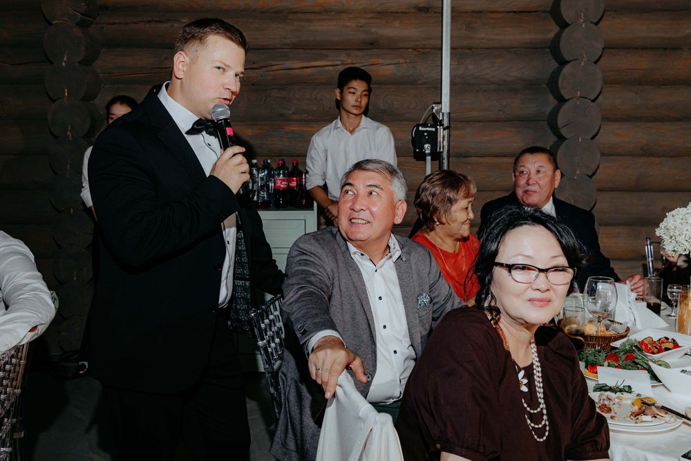 Ведущий мероприятий