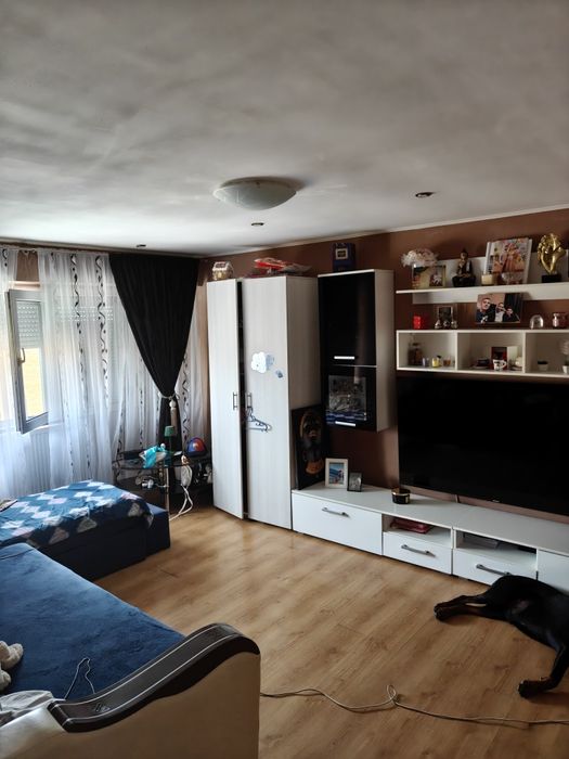 Vând apartament 3 camere