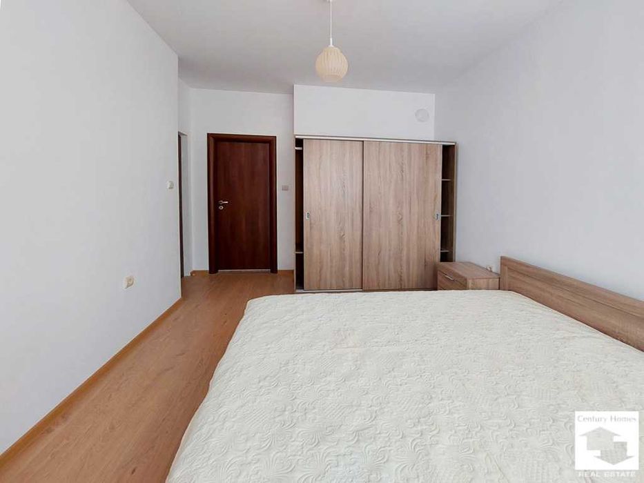 105574 ЕКСКЛУЗИВНО! Двуетажна къща с гараж в кв. Акация, В.Търново