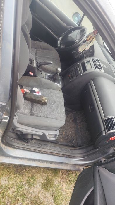 Piese Peugeot 407 2000 hdi