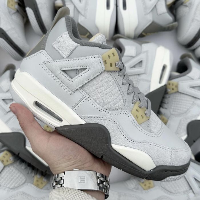 Air Jordan 4 Photon Dust( nu yeezy nu dunk