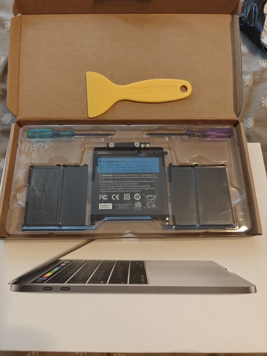 Laptop Apple MacBook Pro 2017 13" TouchBar, baterie nouă