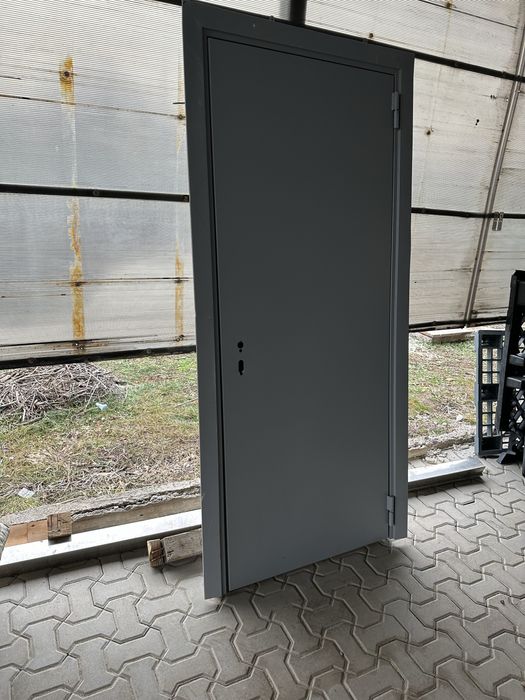 Противопожарные двери