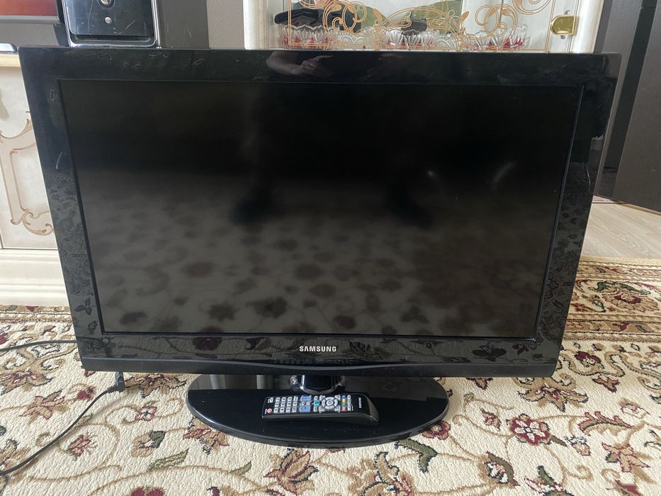 Телевизор , Panasonic, LG ,32 дюйма , HDMI 1,2,3