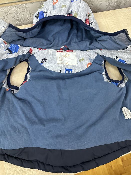 Продам безрукавку для мальчика