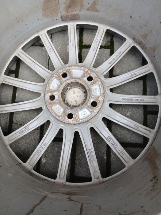 Vind genti audi pe 19