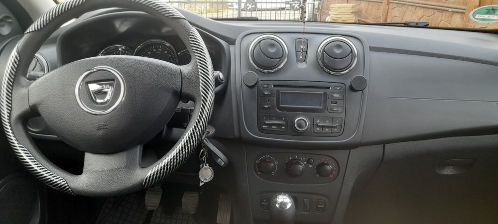 Dacia Sandero 12
