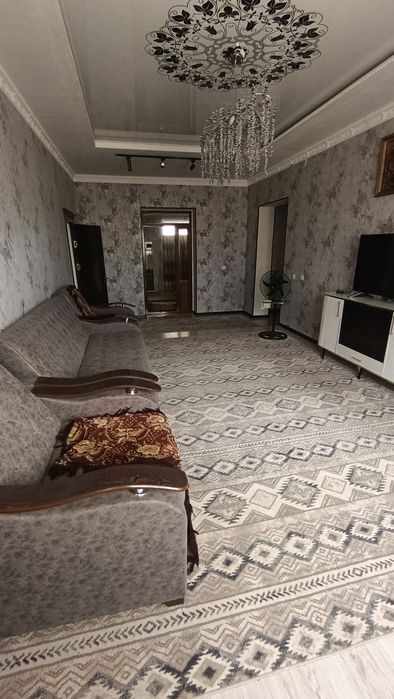 50 катежде 11-проезде Уй сатылады кошенин басы 2-жай