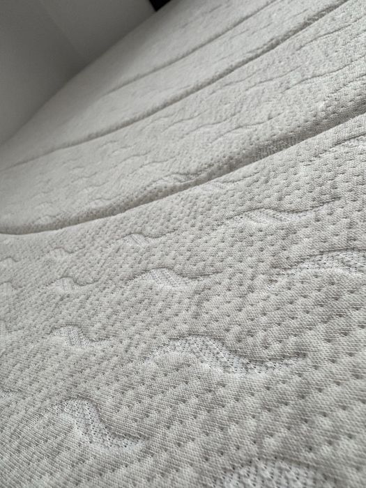 Topper saltea JYSK WELLPUR GULEN 140x200 – ca nouă