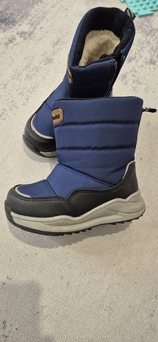Продам зимние сапожки размер 23