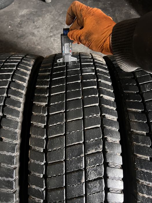 4 anvelope camion 225/75/17.5 , Continental , 14.5 mm !