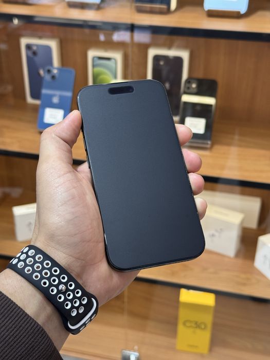 Продам IPhone 16, 256GB