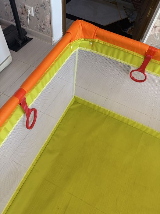 Продам детский манеж игровой