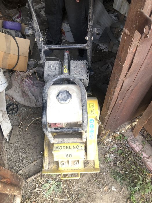 Уплотнитель для тратуаров