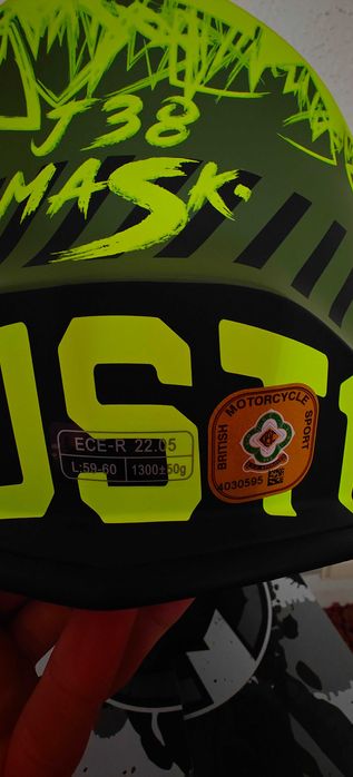 *НОВА*Мотокрос каска  JUST 1 L размер.