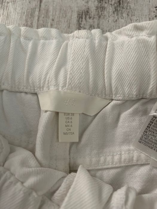 Дамски къси панталони Sinsay,дънки и панталони на марката H&M