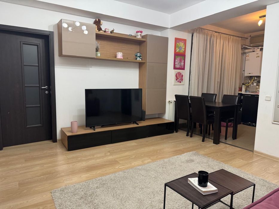 Închiriez apartament 2 camere, zona Tomis Plus