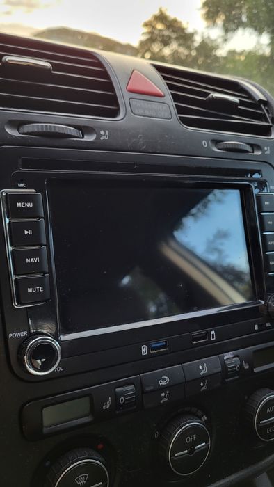 Navigație Dedicată VW Golf 5 Passat B6 Jetta Android Ecran Tactil Bluetooth USB