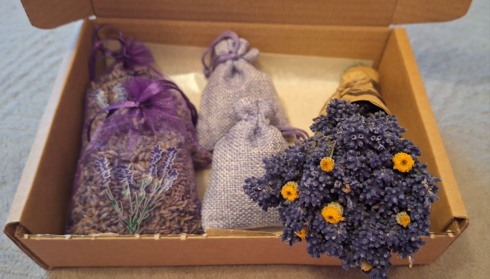 Cutie lavanda cadou