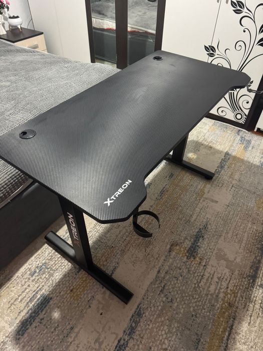 Продам игровой стол Xtreon