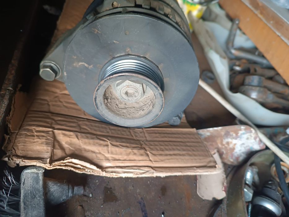 Санг енг корандо генератор