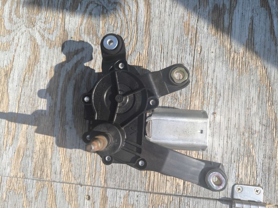 Моторче задна, чистачка Пежо807,Ситроен С8,Фиат Улиз,Ланчия Фед