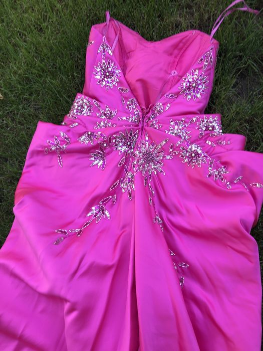 Продам платья