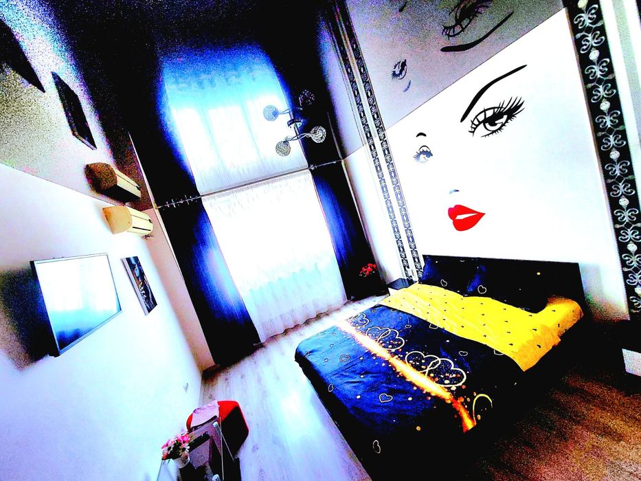 Regim  Hotelier lângă Tribunal