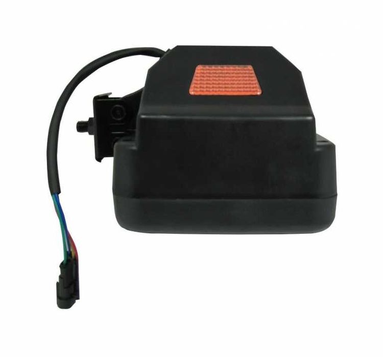 Комплект 2 Броя 150W Фарове с мигач за Трактор Багер Мотокар Камион