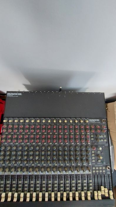 Vand schimb cu boxe active