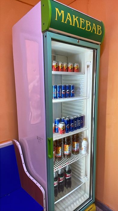 Витринный холодильник