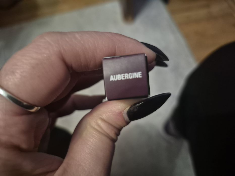 Anastasia Beverly Hills очна линия