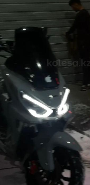 макси мопед