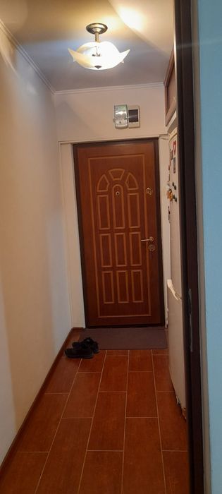 Închiriez apartament 2 camere