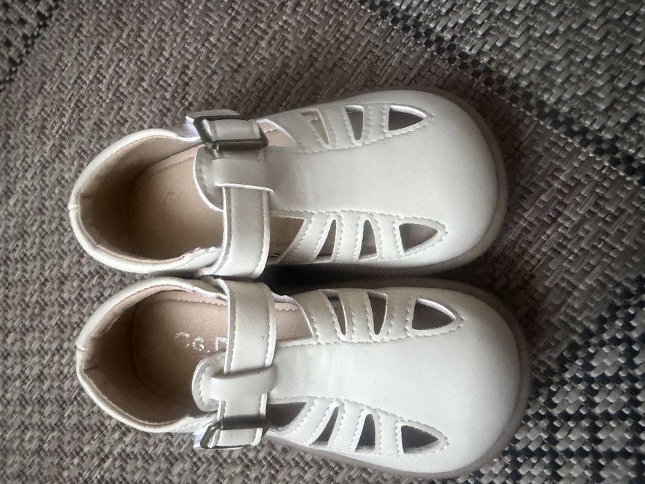 Детские босоножки (сандалии) Размер: 27