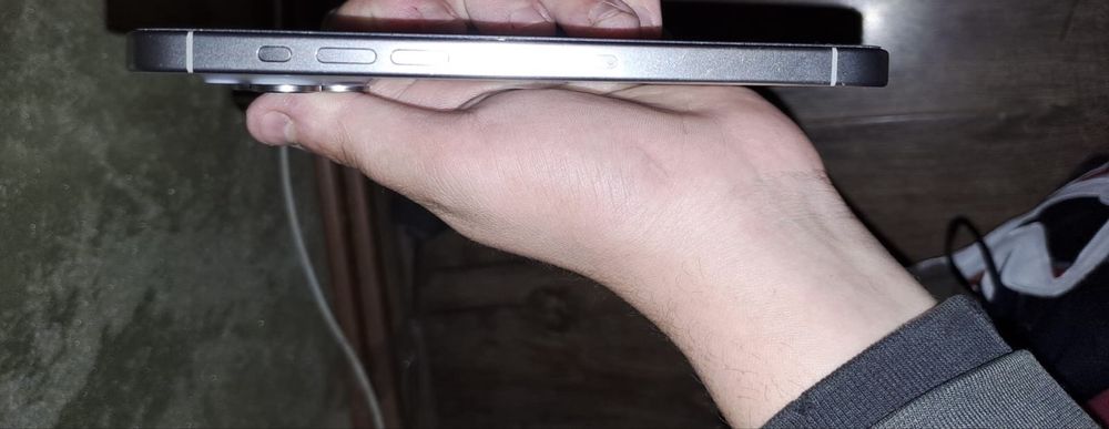 Vand  Ipone 15 pro max ,Natural Titanium256gb