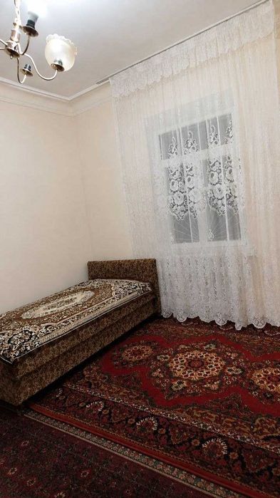 1,5 sotix,  3 xona,Mirabod tumani  Mo‘ljal: JAGO kafesi