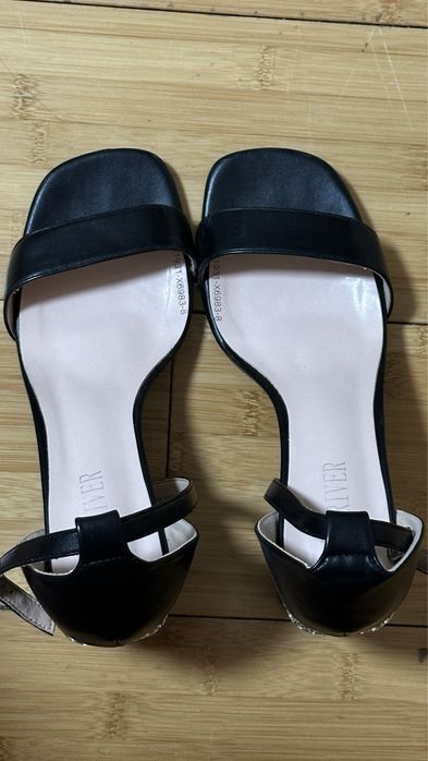 Летние босоножки